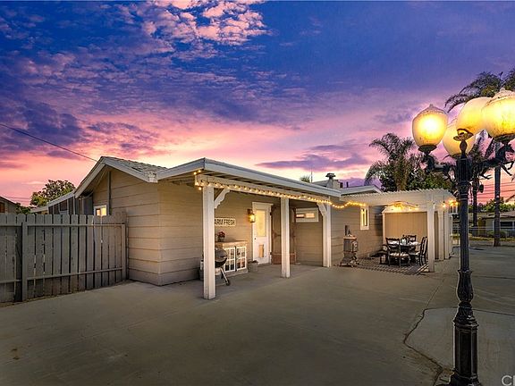 2nd image of 3620 Corona Ave