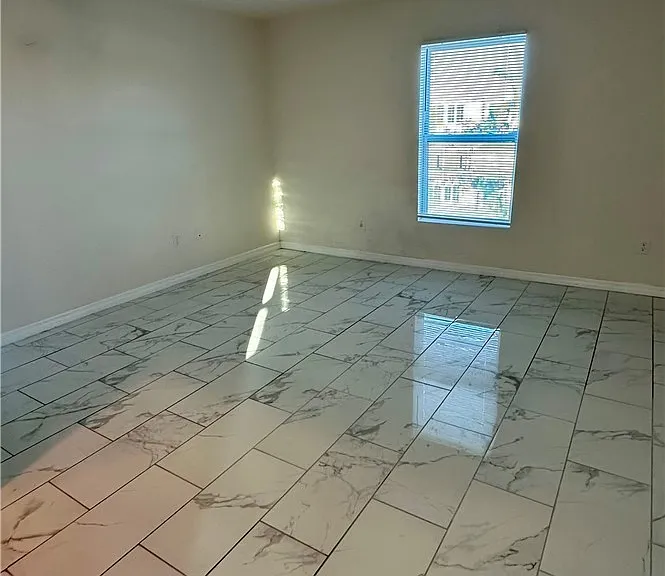 3305 SW 15th Pl — Photo 14