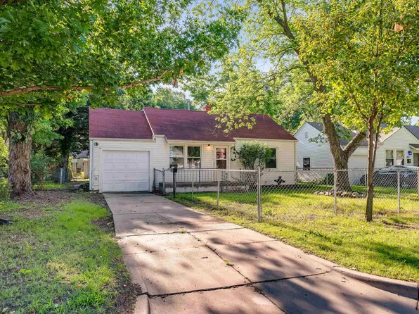 812 S Bleckley Dr, Wichita, KS 67218