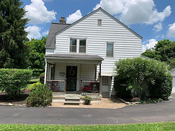 3rd image of 316 Sherborne Dr