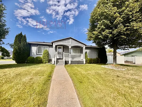 863 S Artesian Rd Photo 1 863 S Artesian Rd Photo 1