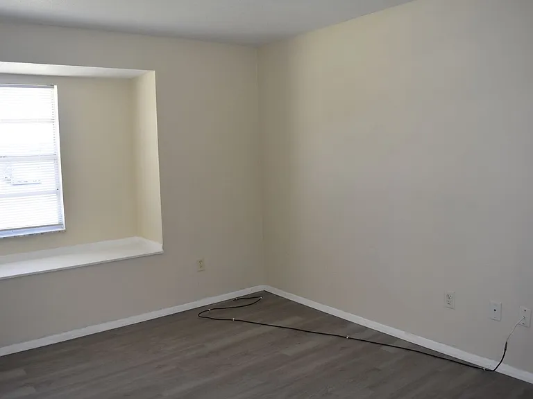 3134 Edgewood Dr NE — Photo 23