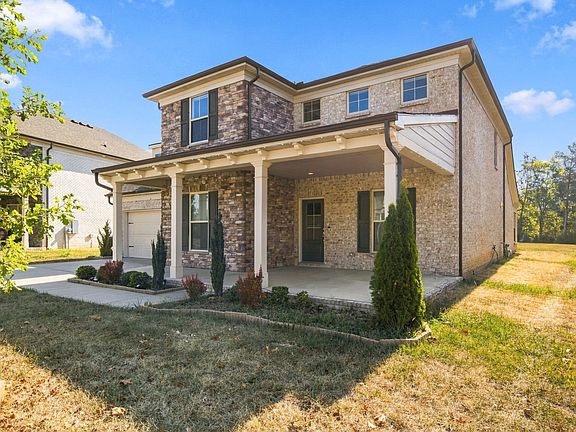 5th image of 836 Chalkstone Ln