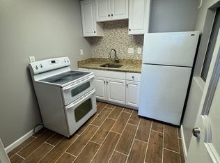 516 Island Ave, Mc Kees Rocks, PA 15136