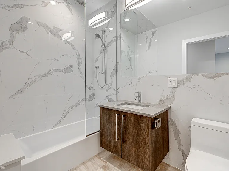 2813 W Belmont Ave #304 — Photo 15