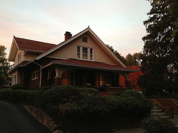 Craftsman Bungalow Style