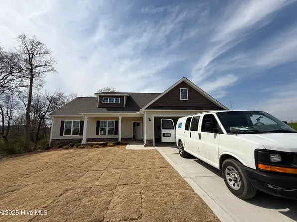 215 Ruskin Drive, Smithfield, NC 27577