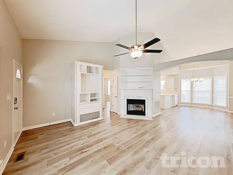 305 Aqua Marine Ln — Photo 3
