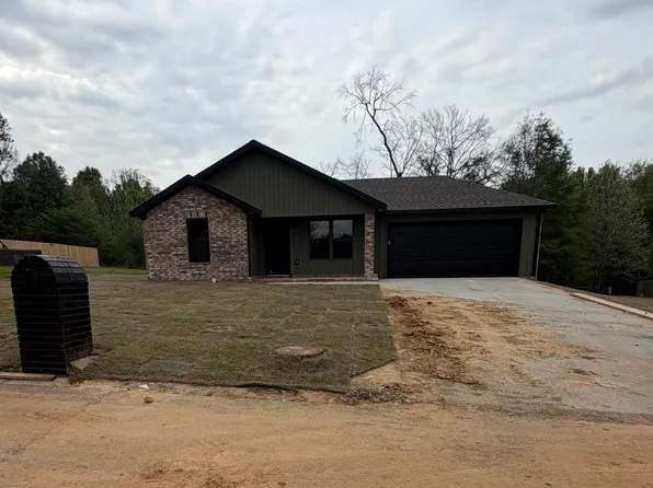 4213 Cedar Heights Rd, Paragould, AR 72450