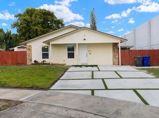 6271 Hope St, Hollywood, FL 33024