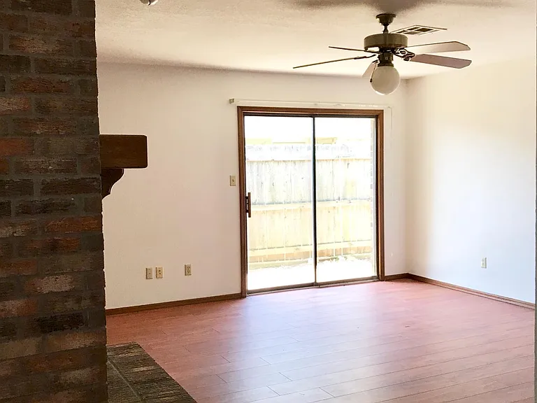 116 Vinita Dr — Photo 7