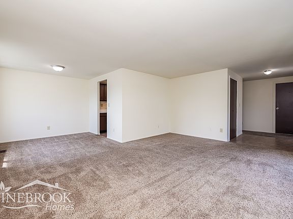 3rd image of 5921 Troy Villa Blvd