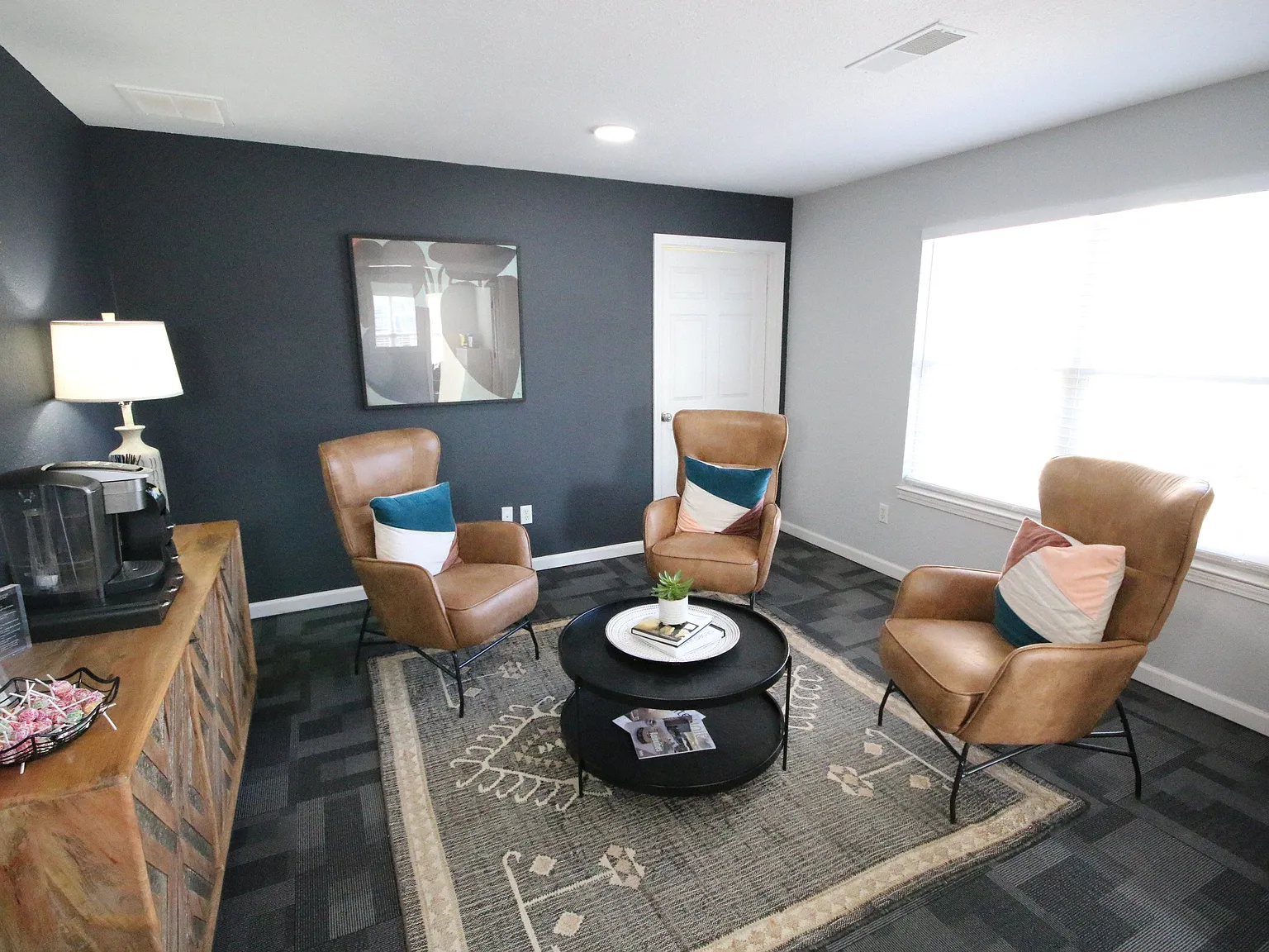 Cobalt Apartments — Photo 4