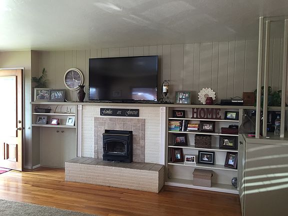 2nd image of 4267 Walnut Dr