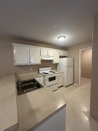 3101 Jordan Ave — Photo 13