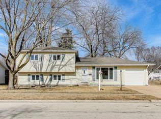 54 Bonds Dr, Bourbonnais, IL 60914