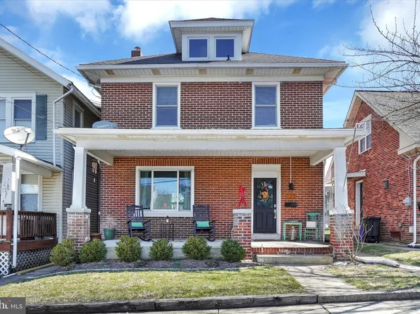 121 S Park St, Dallastown, PA 17313