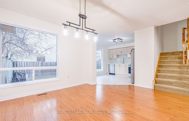 Oakville Townhouse for rent - 3 Bedrooms — photo 9