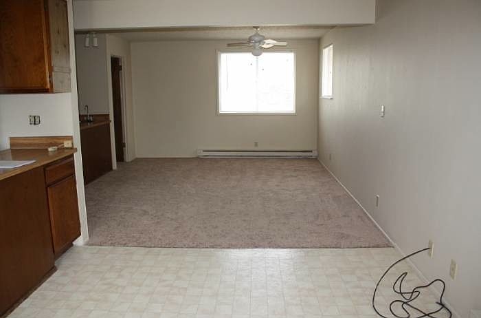 2nd image of 1528 Market St