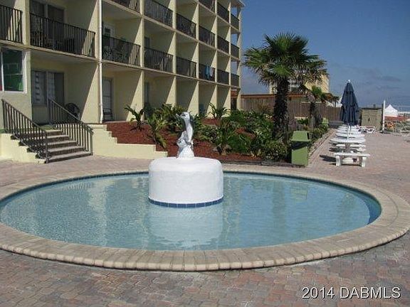 4th image of 219 S Atlantic Ave #206