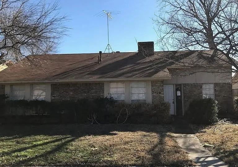 3107 Falkland Rd — Photo 24