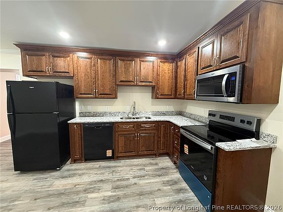 2nd image of 1472 Cameron Rd