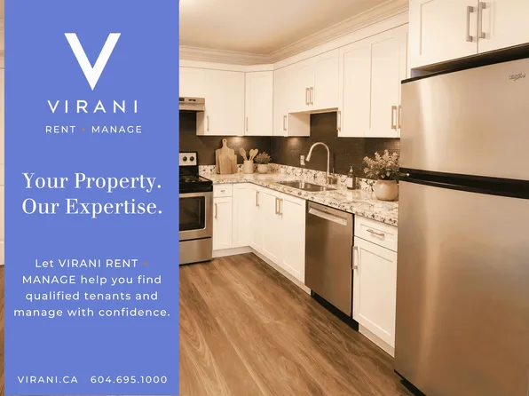 2937 Edgemont Blvd #B, North Vancouver, BC V7R 2N3