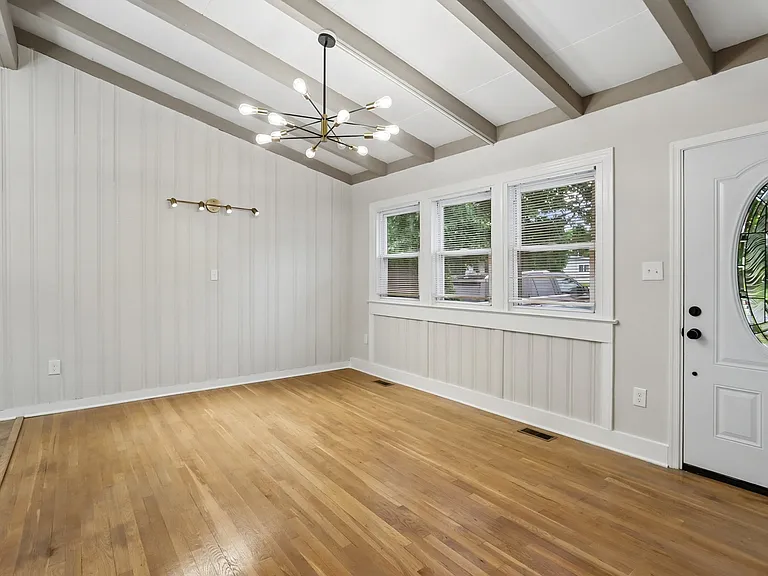 203 Woodland Rd — Photo 3