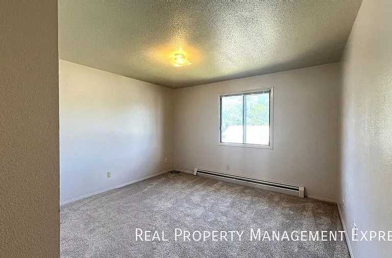 3711 S Cathy Ave #4 — Photo 10