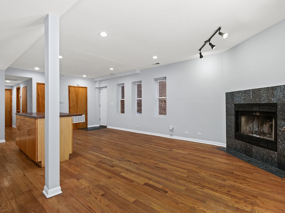 1st image of 2118 N Hoyne Ave #G