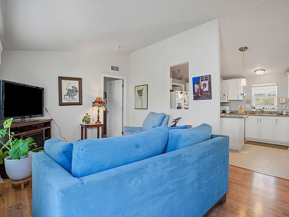 3rd image of 2053 E Bayshore Rd Space 55