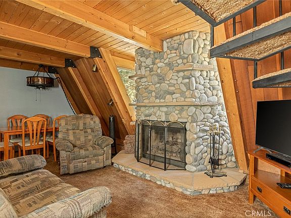 2nd image of 2396 Ridge Rd