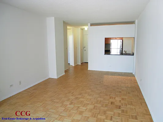 Rented by CCG Real Estate Brokerage | media 10