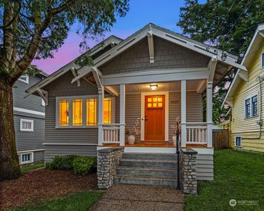 4027 Densmore Avenue N, Seattle, WA, 98103