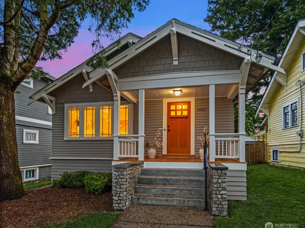 4027 Densmore Avenue N, Seattle, WA 98103