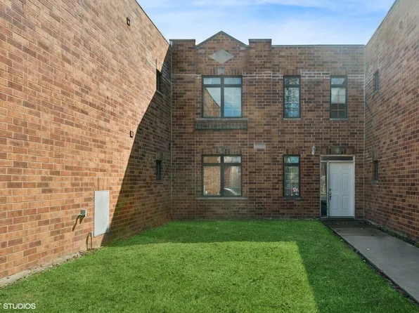 3537 W Carroll Ave #3, Chicago, IL 60624