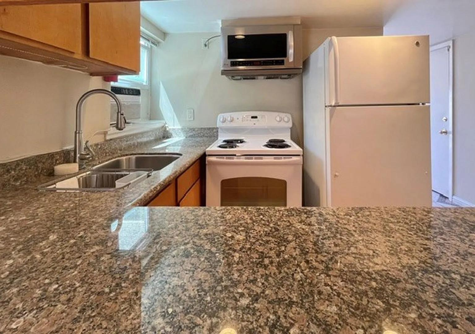 1204 Ceres St #B., Crockett, CA 94525 — Photo 3