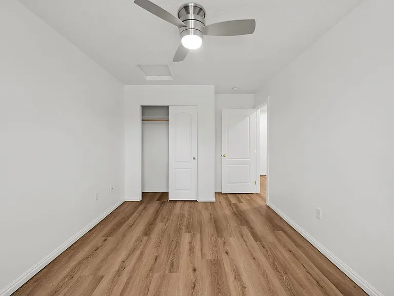 1311 N Gingham Ave — Photo 16