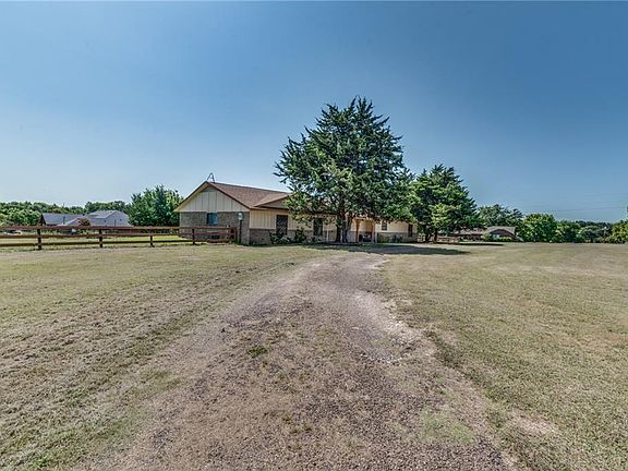 2nd image of 4850 Diamond Creek Dr