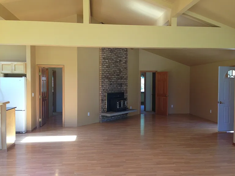 925 Classic Rd — Photo 10