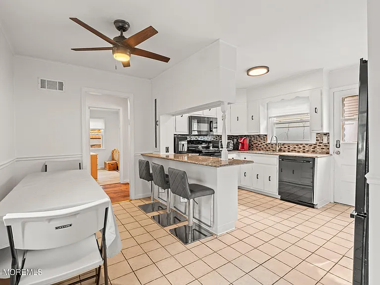 456 Harnell Ave — Photo 9