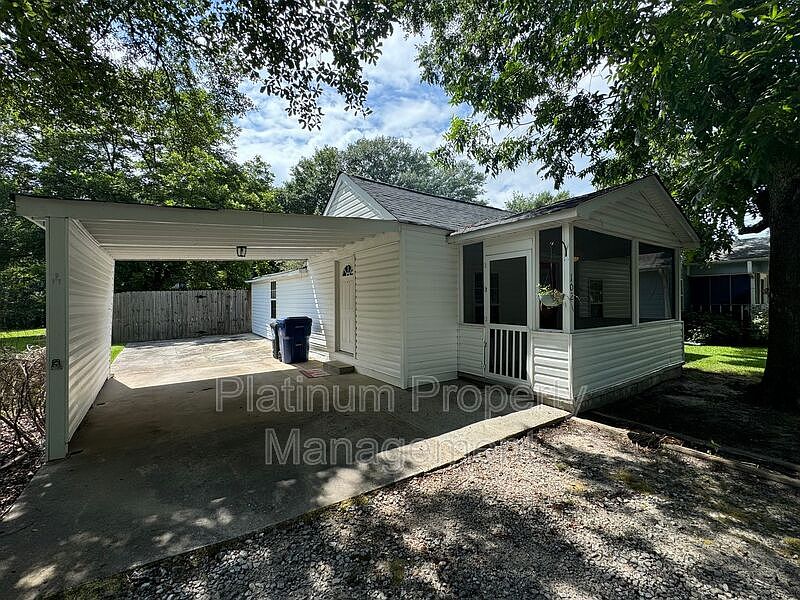 1st image of 102 Benson St