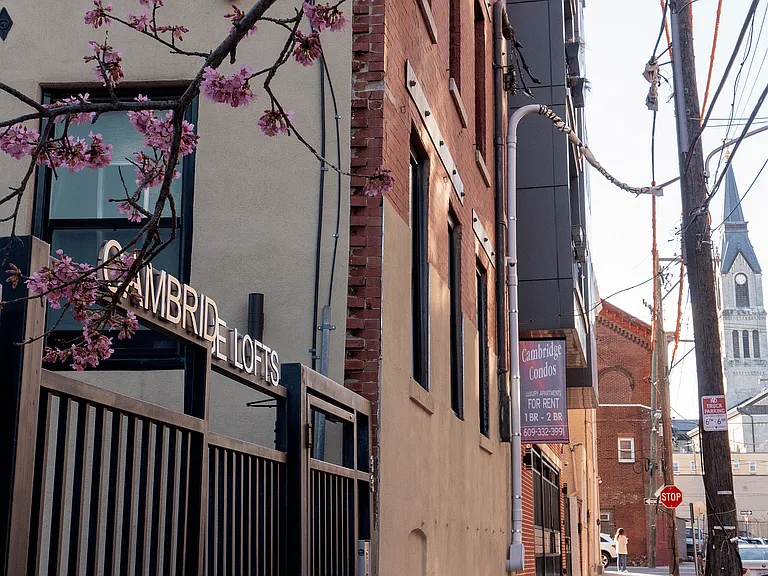 Welcome to Cambridge Lofts, nestled in a vibrant neighborhood with timeless charm.