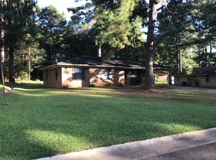 29 Eastover Dr, Philadelphia, MS 39350