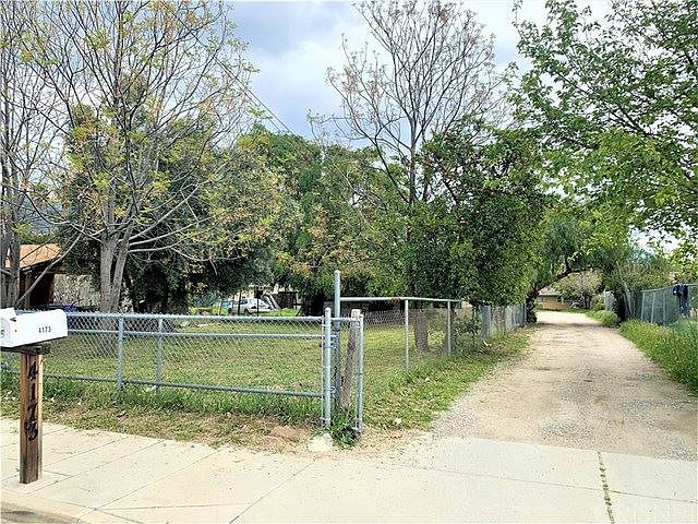 1st image of 4173 N Mountain Dr