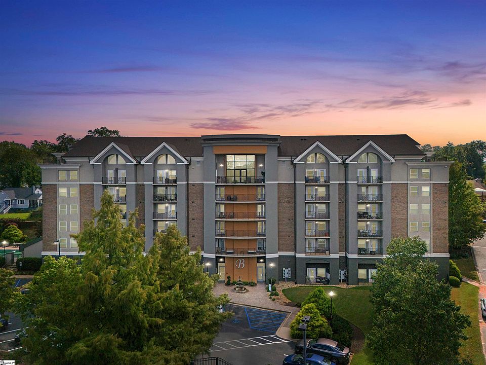 1st image of 1001 Church St #302