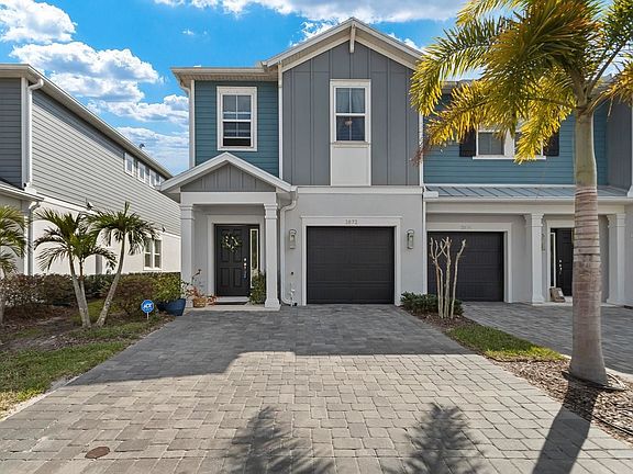 2nd image of 2872R Grand Kemerton Pl