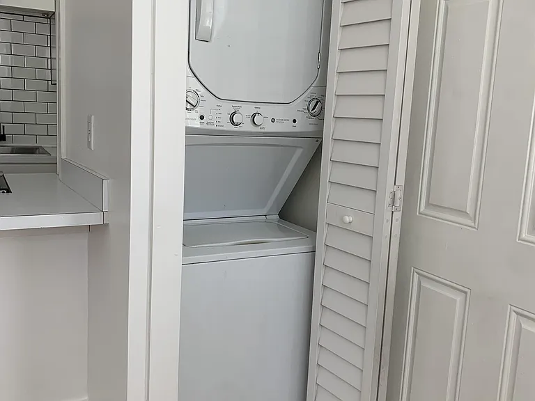 Build-in washer/dryer.