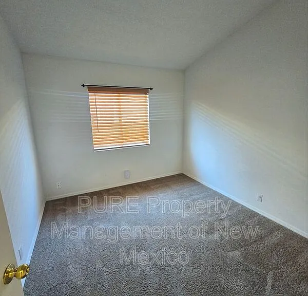 5908 Taurus Ave NW — Photo 9
