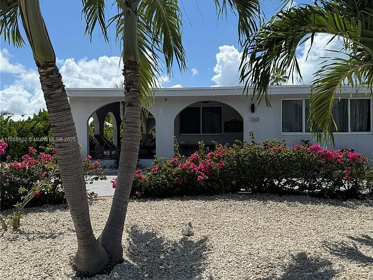 1301 Grouper Dr — Photo 12